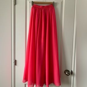 Gorgeous pink maxi skirt Size S-M